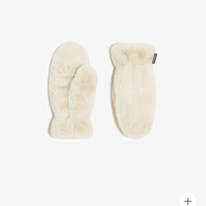 Apparis Coco Faux Fur Women’s Mittens in Latte One Size, New with Tags, Gloves